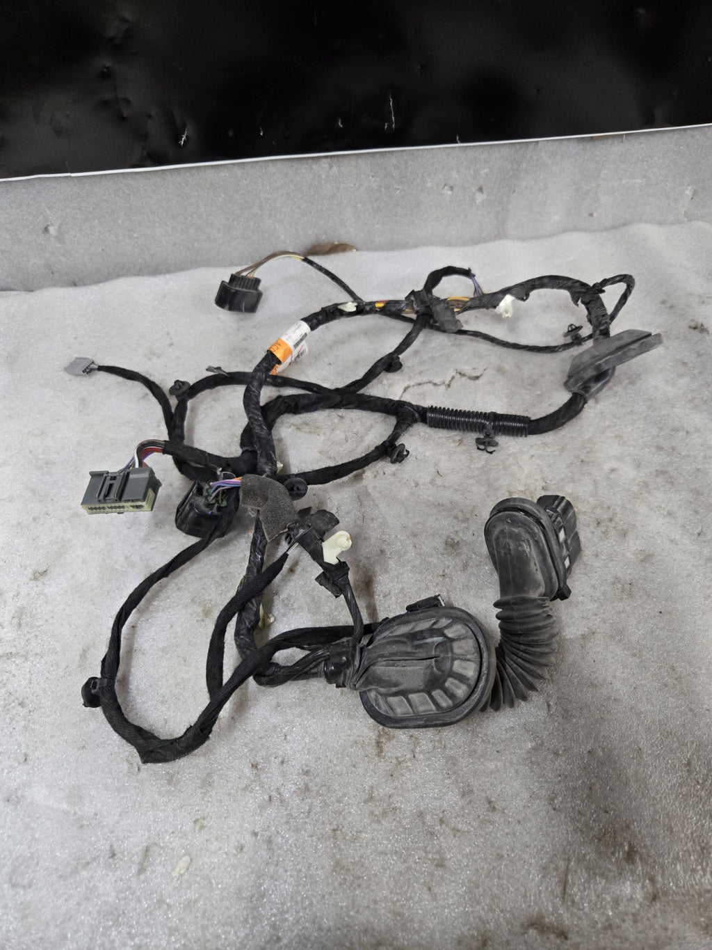 2013-2020 FORD FUSION RIGHT REAR PASSENGER DOOR WIRE HARNESS OEM HG9T-14632-ACD