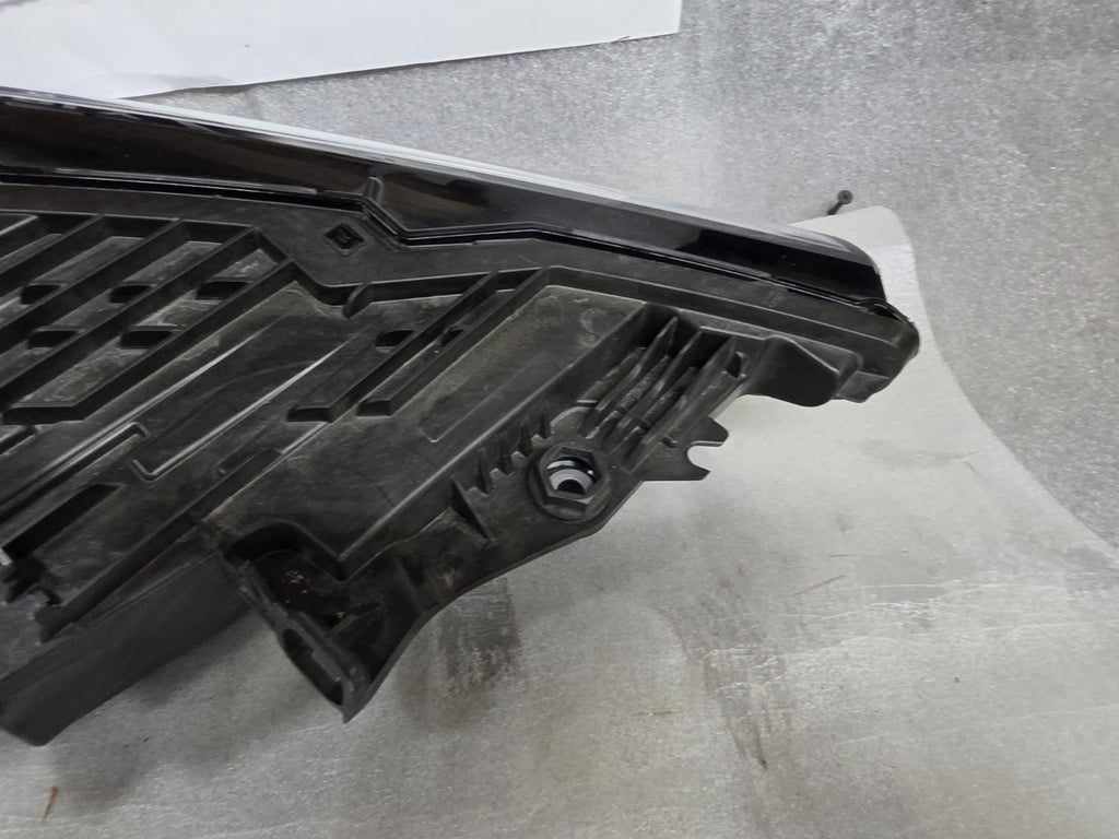 2024-2026 Audi Q8 SQ8 RSQ8 Matrix LED Headlight Left LH 4M8941039B OEM COMPLETE!