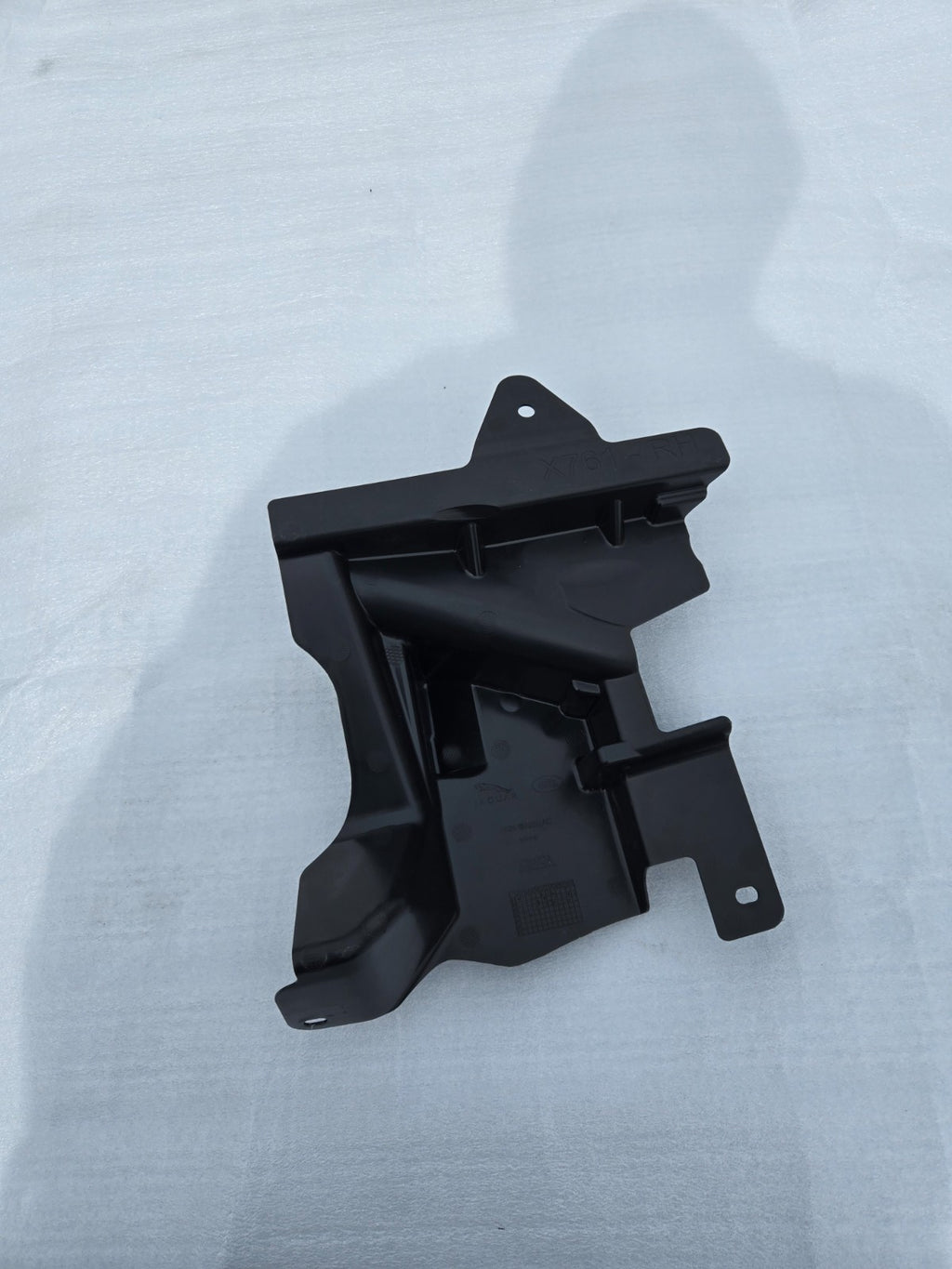 2017-2019 JAGUAR F PACE RIGHT RH FRONT SUBFRAME TRIM COVER HK8316A262AC NEW OEM