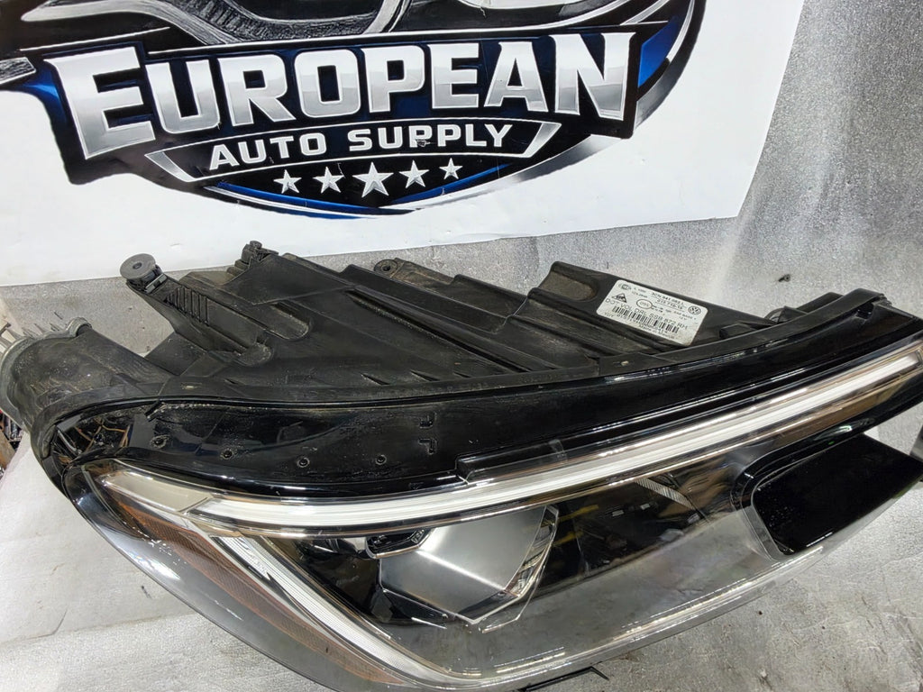 2024 - 2025 Volkswagen Atlas Right RH Base LED Headlight OEM Complete 3CN941082L