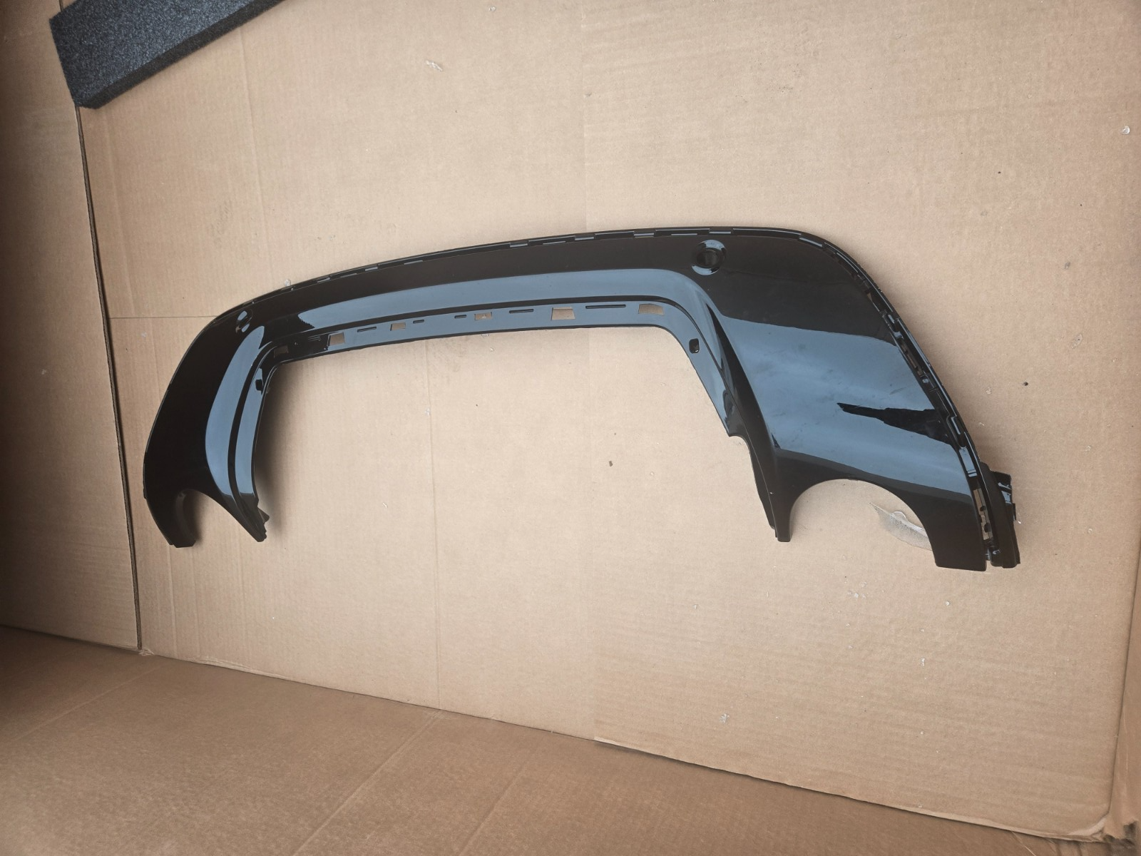 2018-2021 Range Rover Velar Rear Lower Bumper Valance Spoiler OEM J8A2-640E80-GC