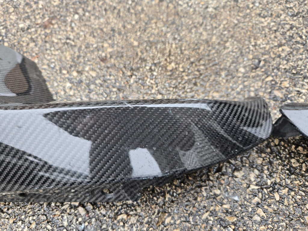 *Damaged* 2018 - 2020 BMW M5 F90 Front Left Right Carbon Fiber Splitter Set OEM