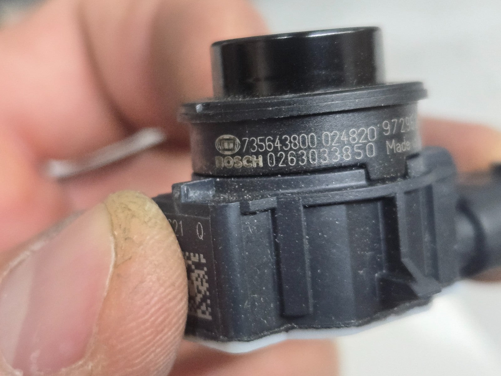 Genuine Mopar Park Assist Sensor 6EQ48TZZAA 735645874 OEM Replacement ALFA ROMEO