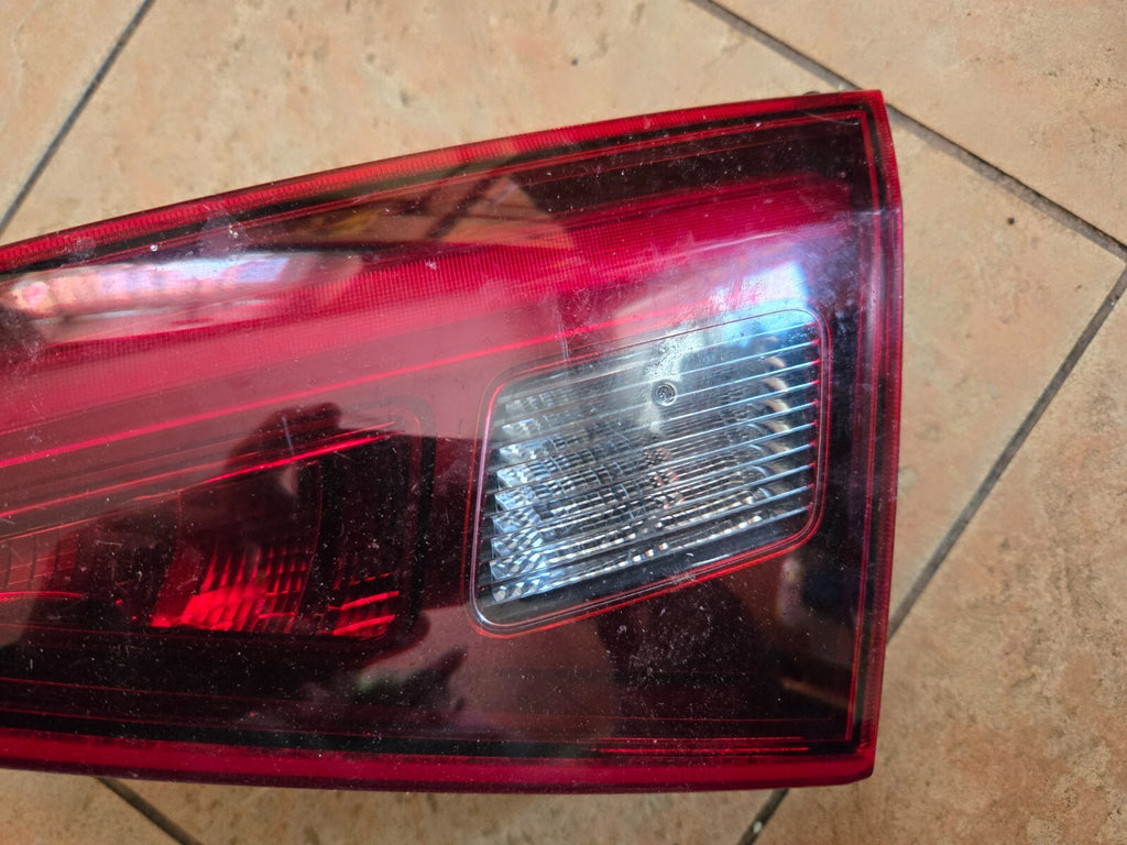 2017-2021 Alfa Romeo Giulia Passenger Right Tail light INNER TRUNK 20700208 OEM