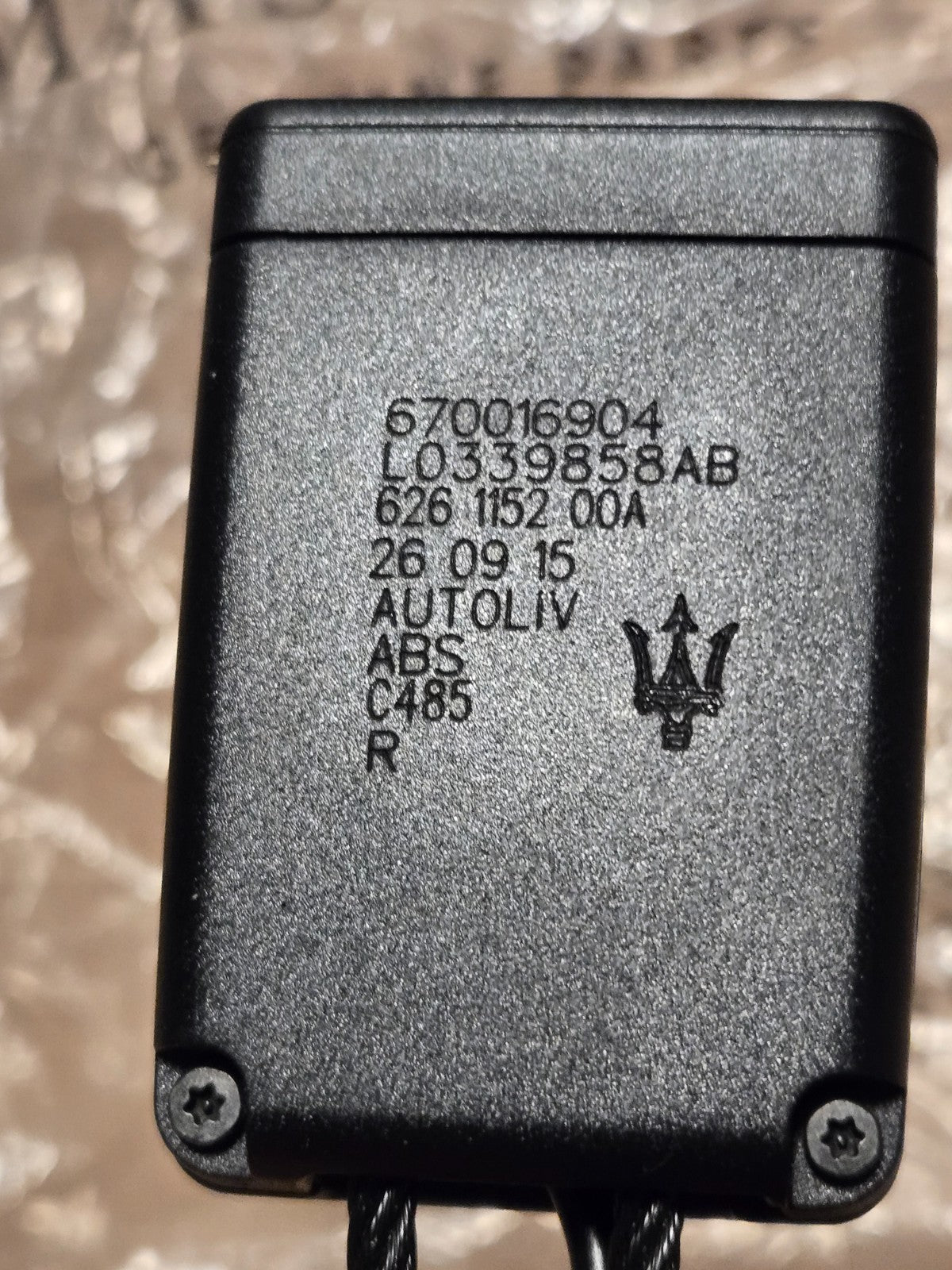 2014-2020 Maserati Ghibli Front Right Passenger Seat Belt Buckle OEM 670016904