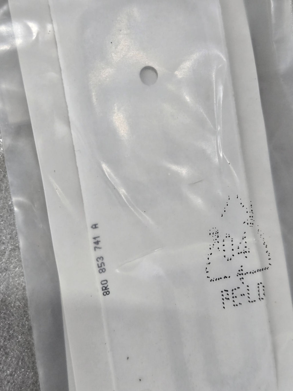 Genuine Audi Q5 Rear Hatch Emblem 8R0-853-741-A-T94 OEM NEW BLACK