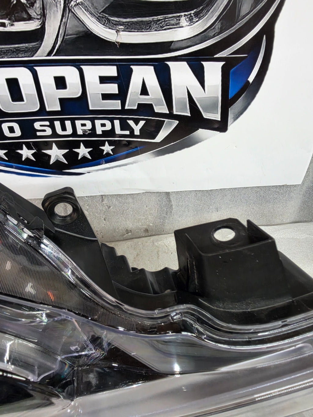 2021-2025 Ford Bronco LED Headlight Right RH W/ Signature OEM P2DB-13E014-AD