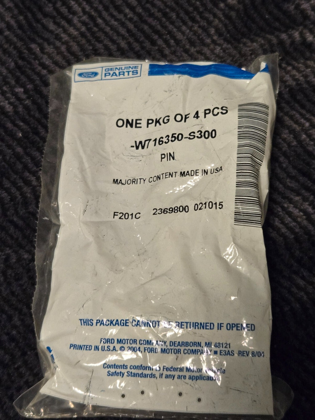 Ford OEM Exterior Rocker Molding Clip Pins W716350S300 New In Package 4 Pieces