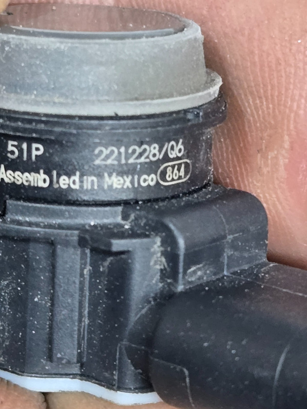 2019 - 2021 JEEP CHEROKEE BUMPER PARKING ASSIST PARK 5XG31PDNAA PDC SENSOR OEM