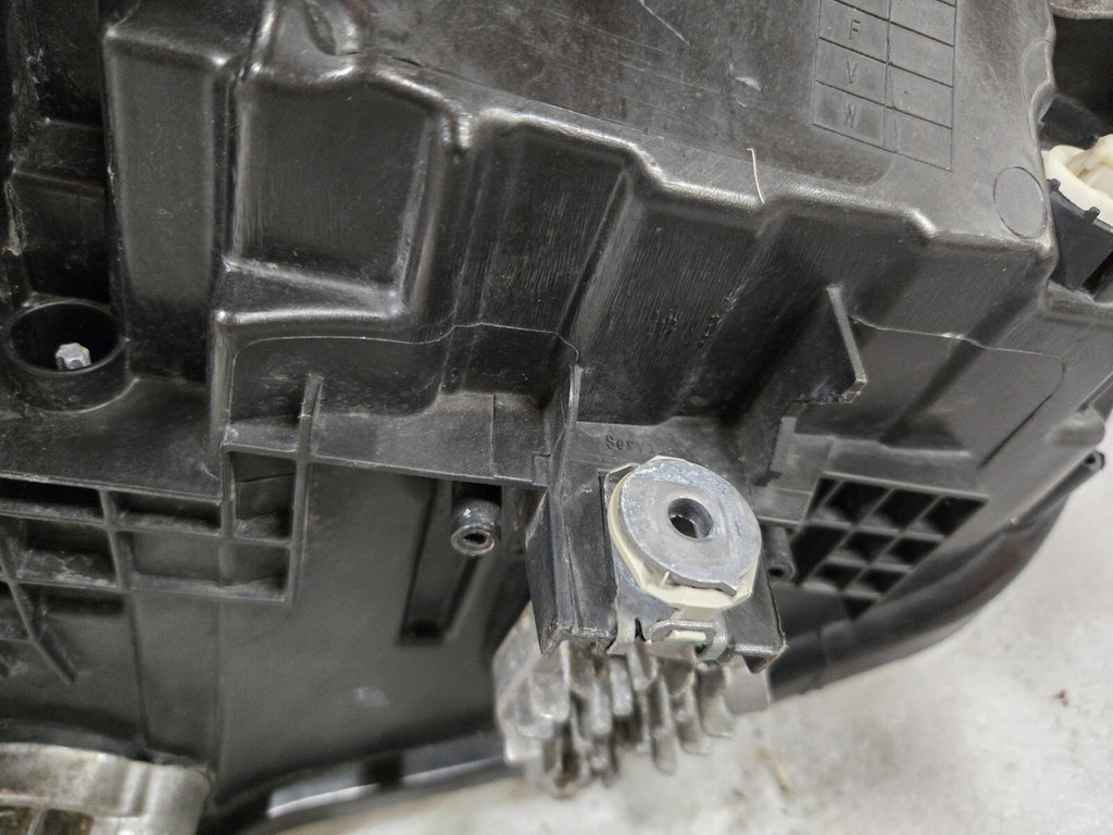 2016-2018 BMW 3-Series F30 Right RH Side Non-Adaptive LED Headlight OEM COMPLETE