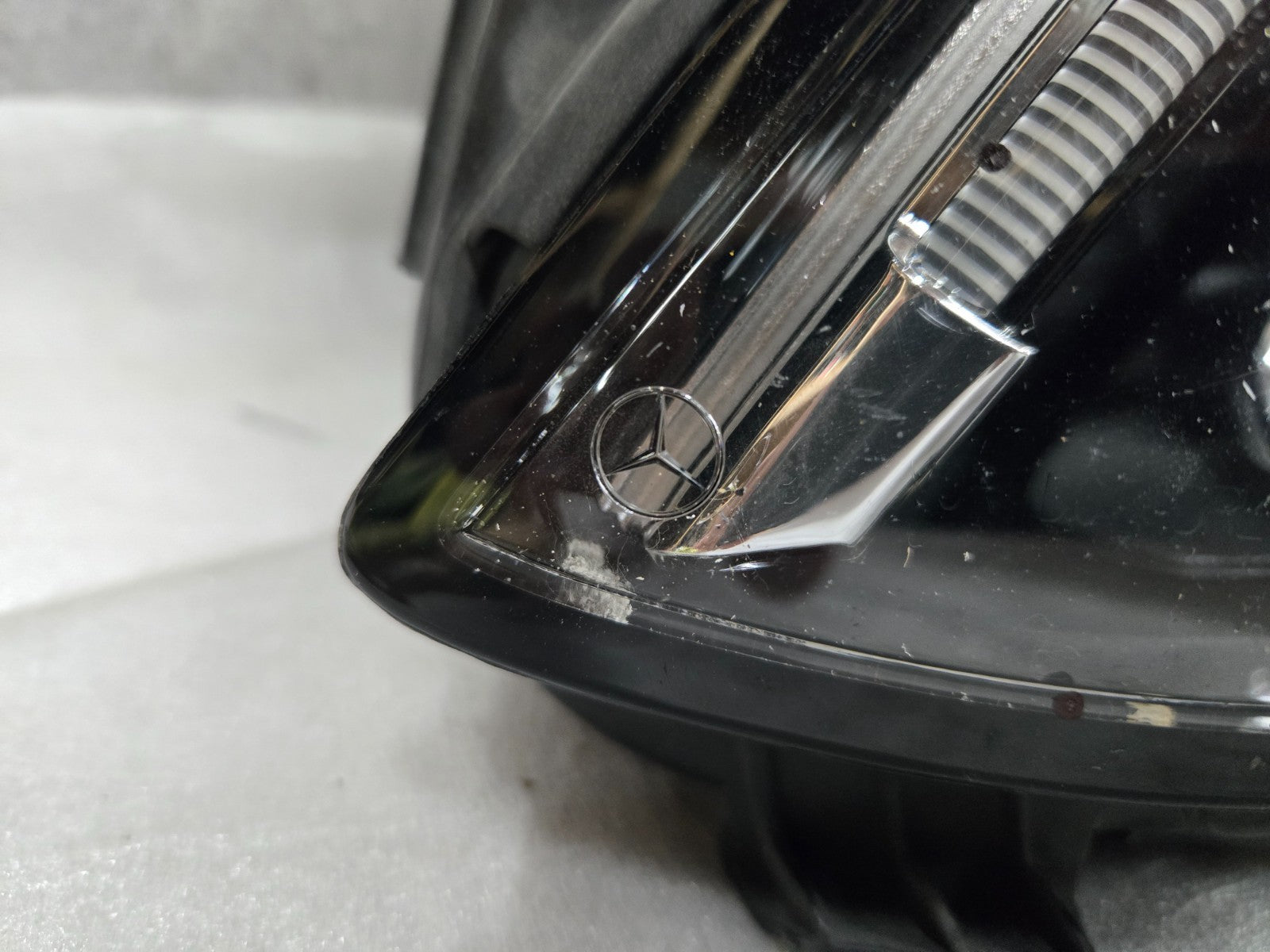 2019-2021 MERCEDES-BENZ C-CLASS LEFT LH DRIVER LED HEADLIGHT OEM A2059066706