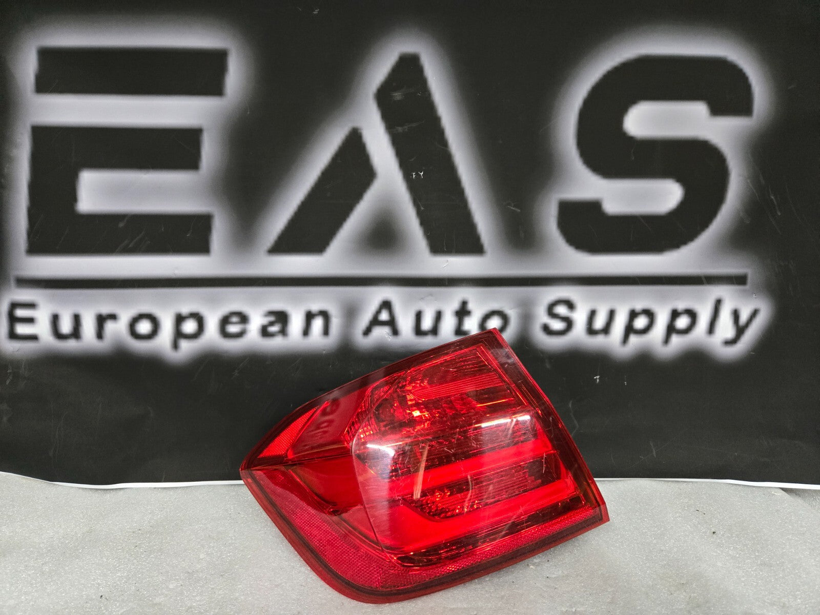 2012-2015 BMW F30 Tail Light Left LH Driver Side Outer 63217259895 OEM