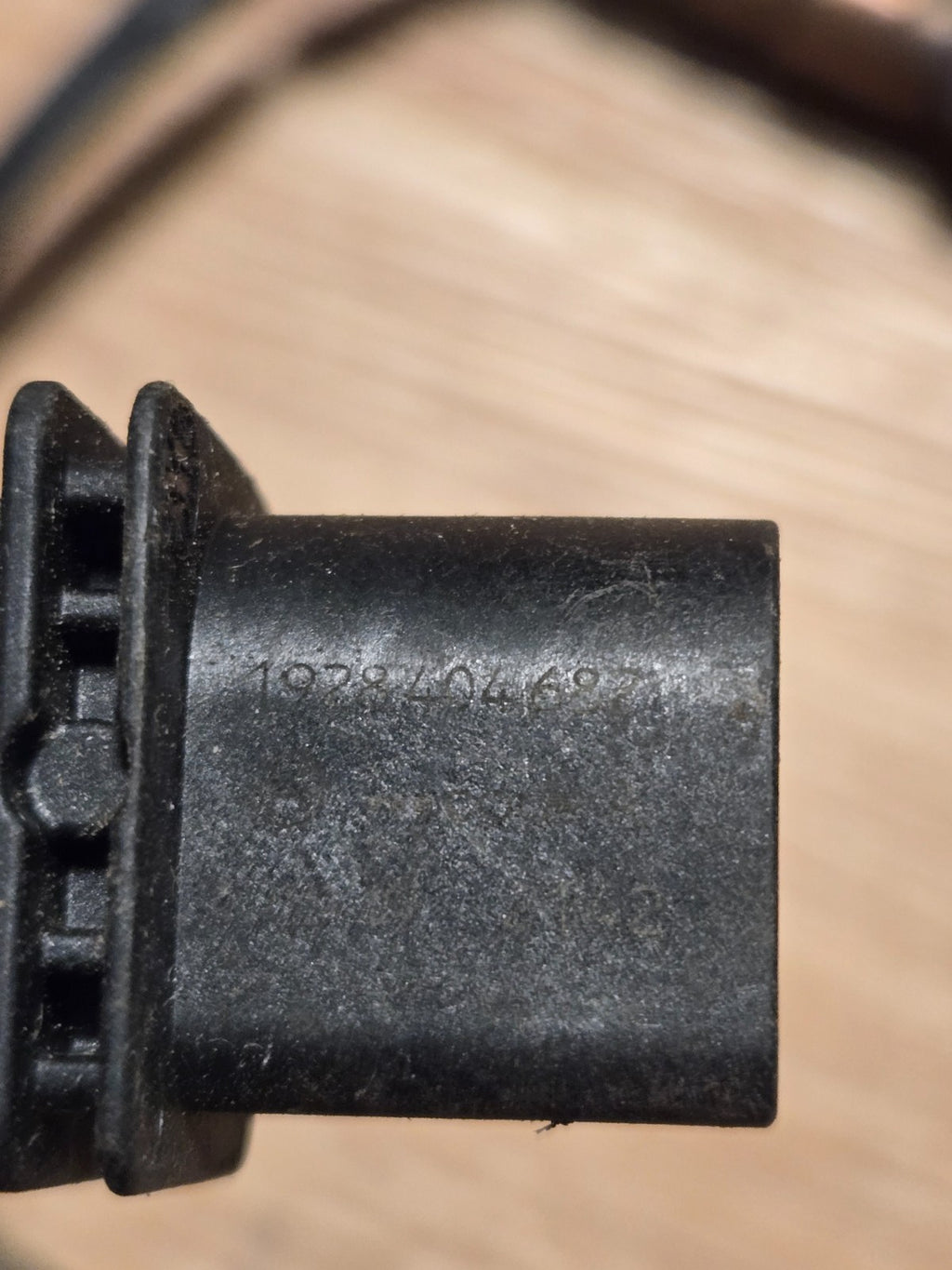 2015 - 2018 MERCEDES C300 W205 FRONT EMISSION OXYGEN SENSOR OEM A1928404682
