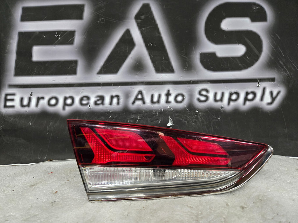 2018 - 2019 Hyundai Sonata Halogen Inner Tail Light Left Driver 92403-C2 OEM
