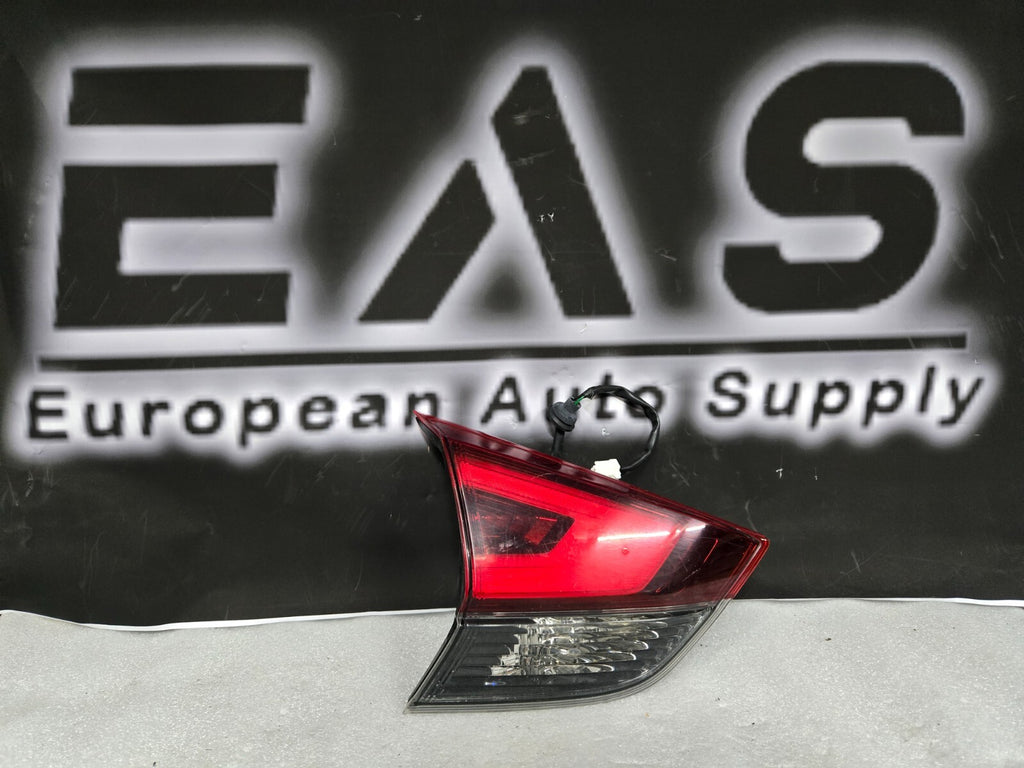 2016-2019 Nissan Rogue Inner Left Driver Side Lid Tail Light OEM