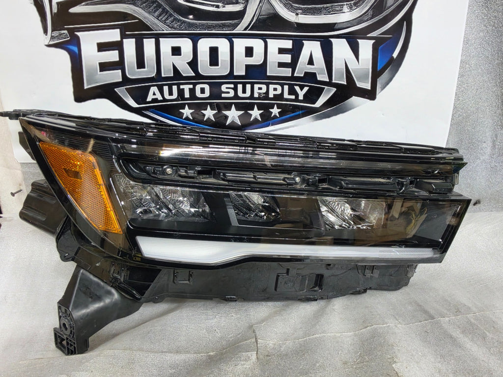 2023-2025 Honda Pilot Right Passenger RH LED Headlight Genuine OEM 33100-T90-A01