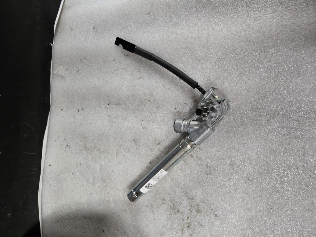 2014 - 2024 MASERATI GHIBLI FRONT LEFT SEAT BELT PRETENSIONER OEM 6700014260
