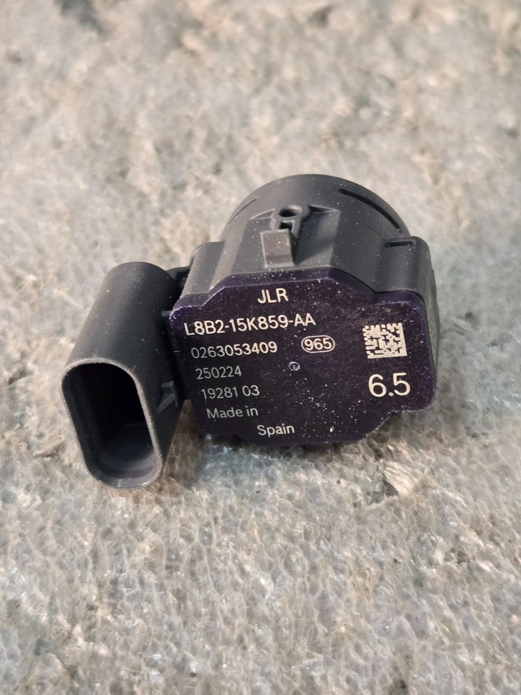 Land Rover Defender Discovery Range Rover Evoque Velar OEM Park Sensor LR140873
