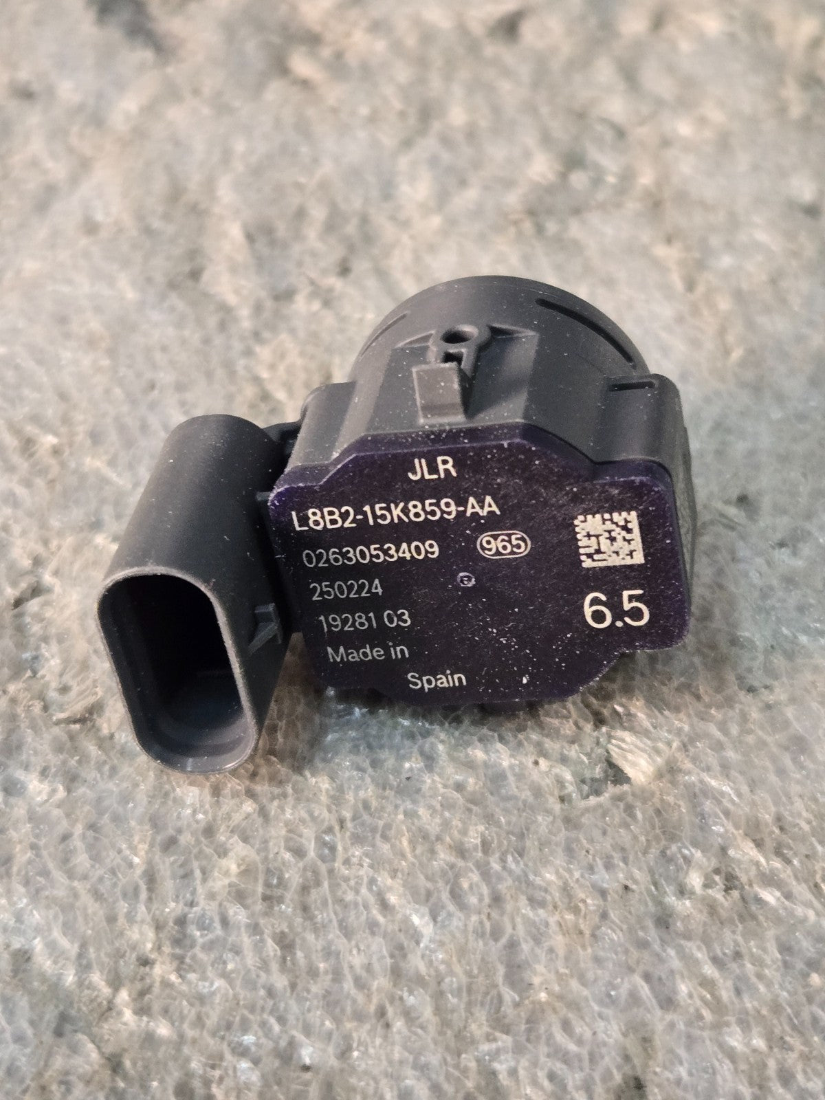 Land Rover Defender Discovery Range Rover Evoque Velar OEM Park Sensor LR140873
