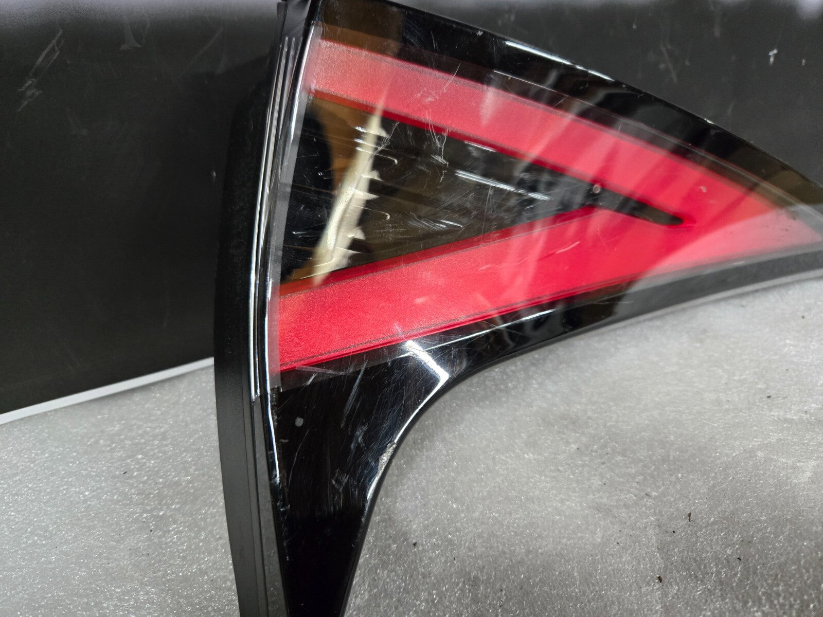 2022 2023 2024 Kia Sportage Rear LH Left Driver Side Inner LED Tail Light OEM