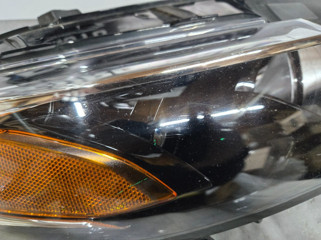 2019-2021 Chevrolet Malibu Right RH Passenger Halogen Headlight OEM 84680166