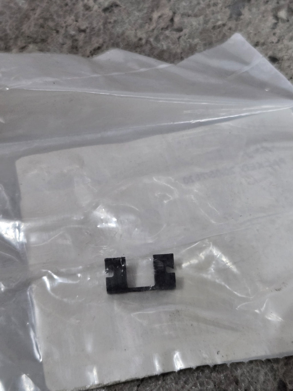 Genuine Volkswagen Audi Temp Sensor Retainer Retaining Clip N90653901 OEM NEW