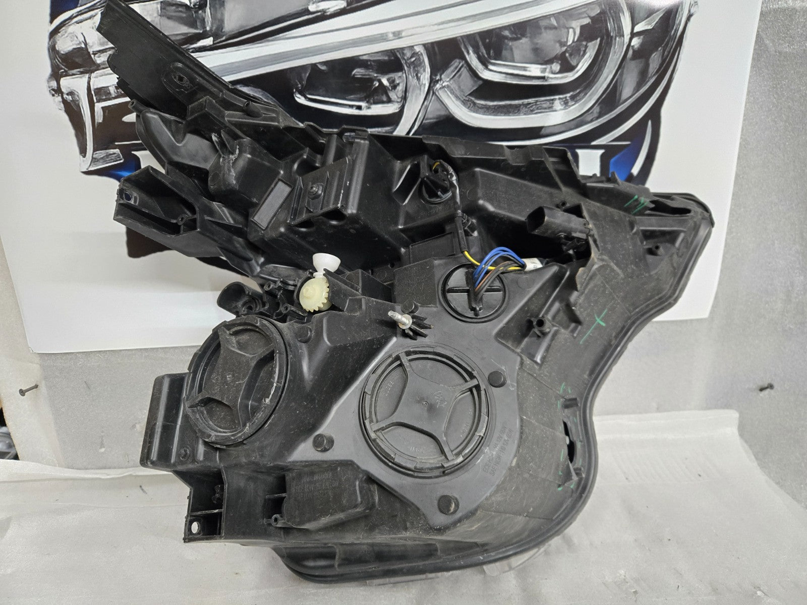 2021 - 2023 Chevrolet Trailblazer Left Halogen/LED Headlight 42827953 OEM