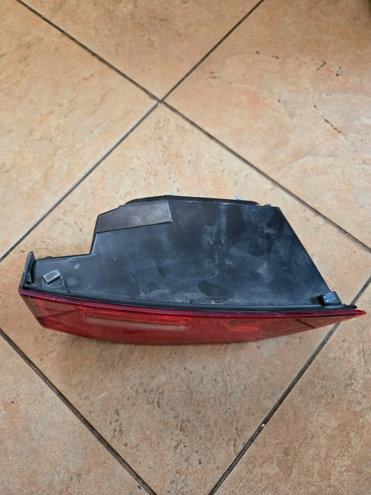 2017-2020 JAGUAR F-PACE REAR LEFT LIFTGATE BRAKE LIGHT TAIL HK83-15K273-AA OEM