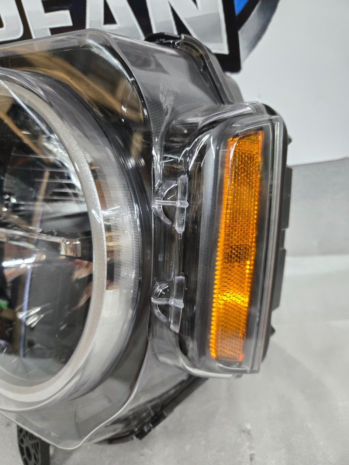 Perfect! 2021-2024 Ford Bronco LED w/o Signature Headlight Left Driver Side OEM