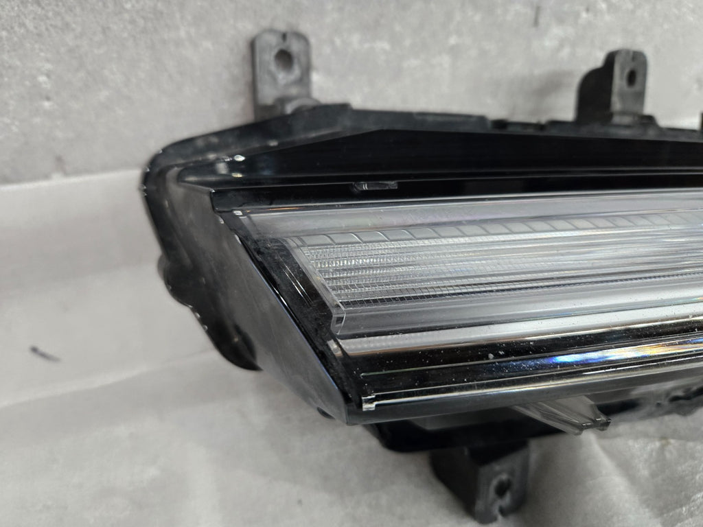 2021-2023 Cadillac CT5 OEM Left Hand Drivers Side Daytime Running Lamp 84761118