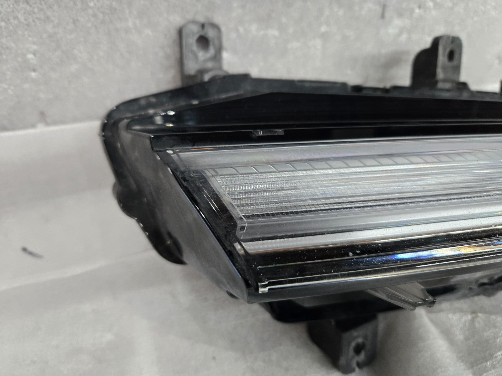 2021-2023 Cadillac CT5 OEM Left Hand Drivers Side Daytime Running Lamp 84761118