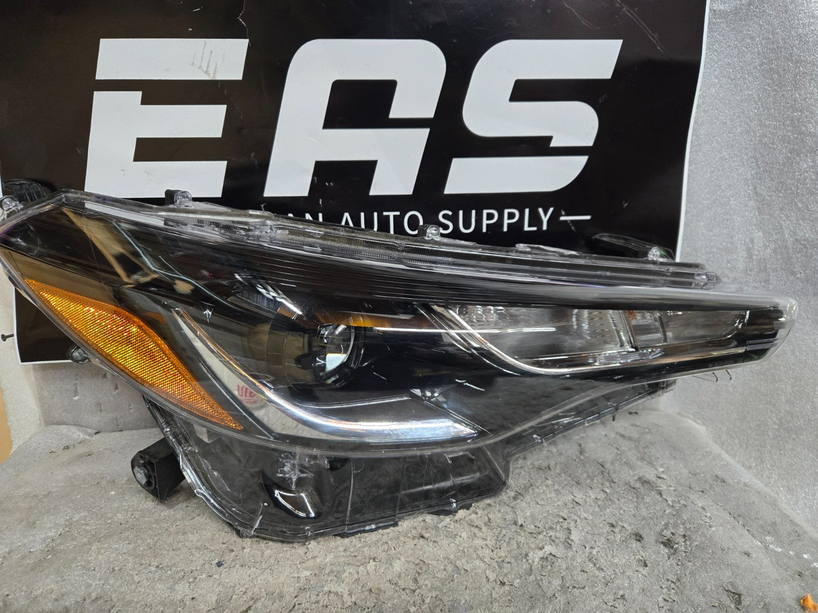 2022 2023 2024 Toyota Corolla Cross Passenger Right RH Base LED Headlight OEM