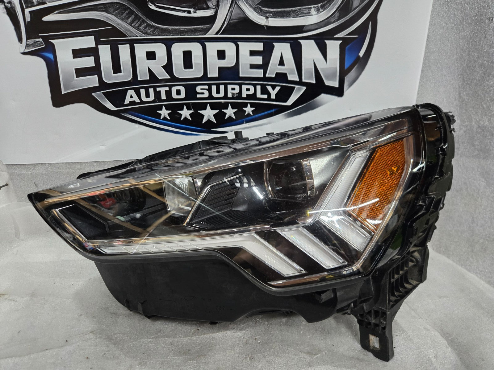 2019-2024 AUDI Q3 OEM HEADLIGHT LEFT DRIVER LED 83A941033B *COMPLETE W/ MODULES