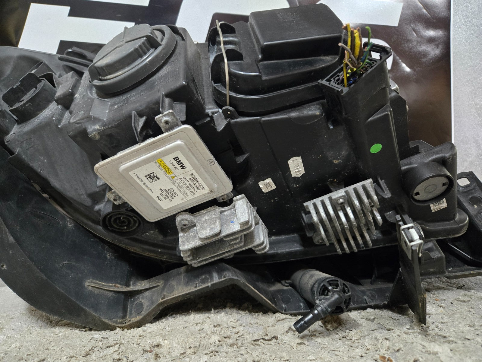 2013-2015 BMW E84 X1 Left LH Driver Adaptive Bi-Xenon Headlight COMPLETE OEM