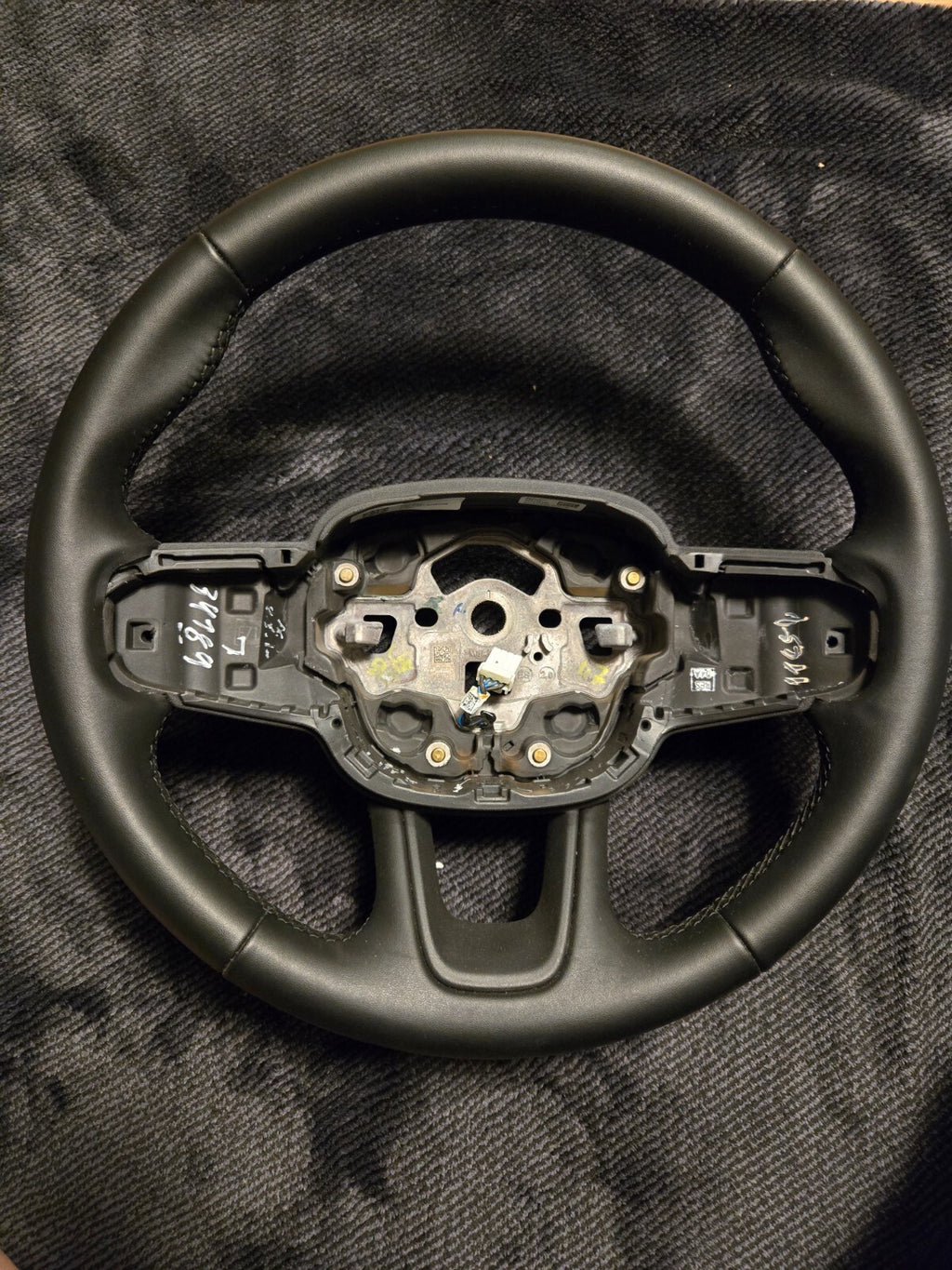 NEW Volvo XC40 Steering Wheel, 3 Spoke - 32366941 OEM 