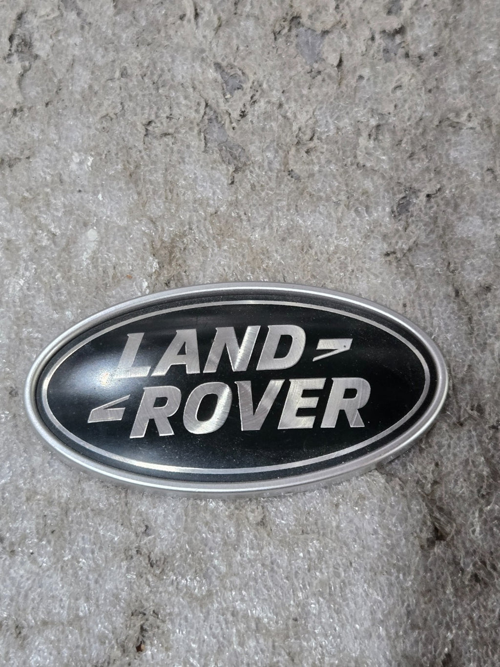 2012-2018 Land Range Rover Discovery Evoque Rear Liftgate Emblem EPLA-001B40-B