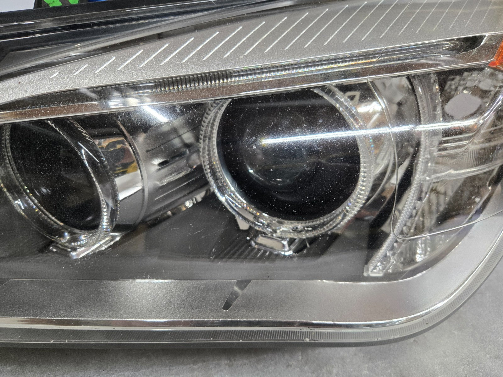 2013-2015 BMW X1 Xenon HID Left LH Headlight Assembly OEM 63117290255