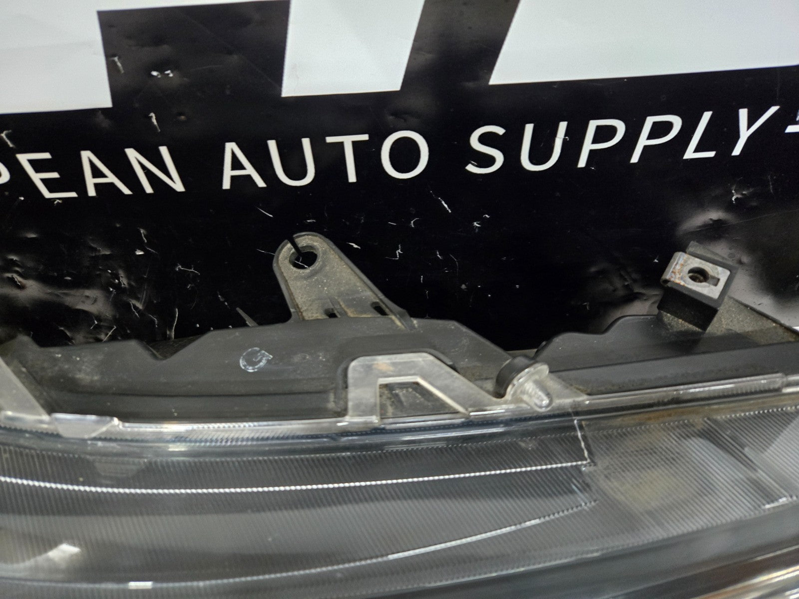2019-2021 TOYOTA RAV4 RIGHT PASSENGER RH HEADLIGHT ASSY OEM PART# 81110-0R160