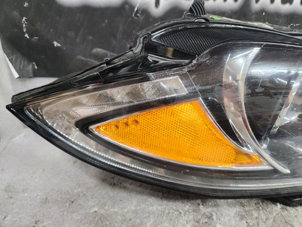 2012-2015 Jaguar XF Front Right Passenger Side HID Headlight Xenon OEM