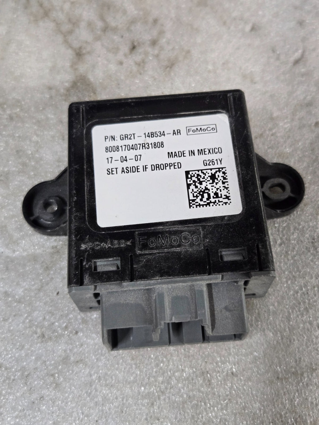 2017-2020 FORD FUSION SE HYBRID 2.0L REAR RIGHT PASSENGER SIDE DOOR CONTROL OEM