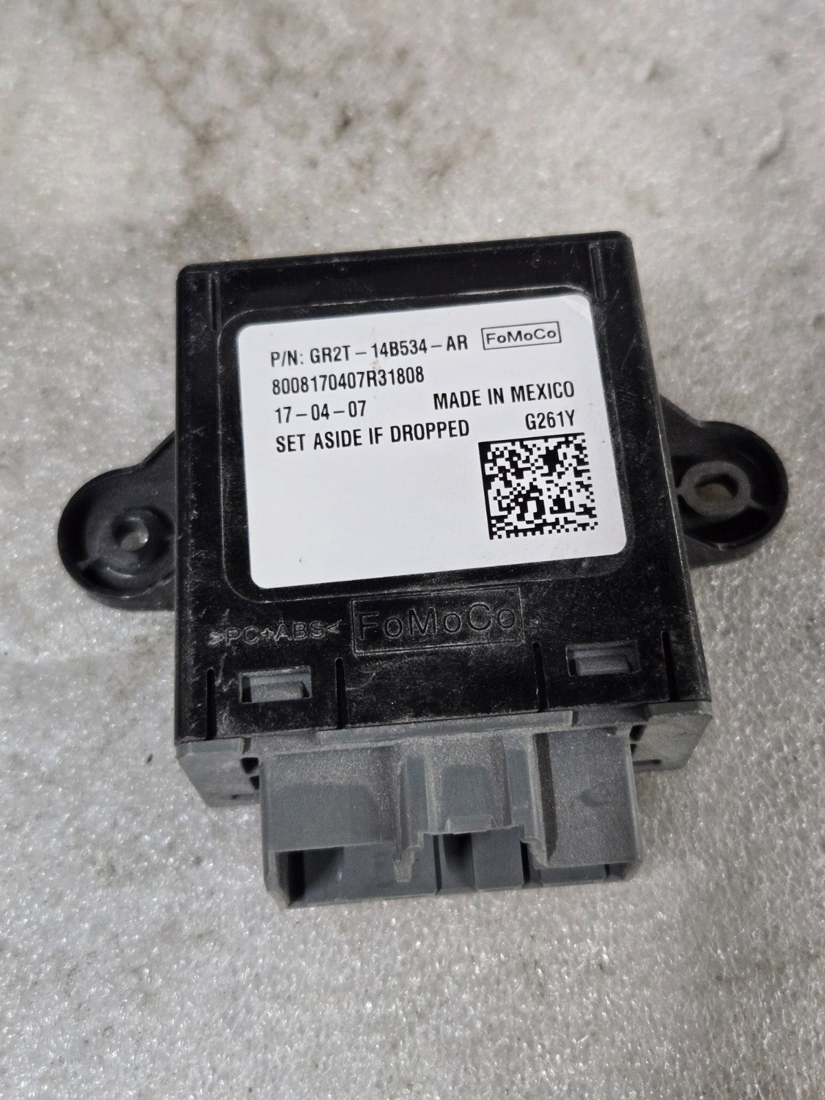 2017-2020 FORD FUSION SE HYBRID 2.0L REAR RIGHT PASSENGER SIDE DOOR CONTROL OEM