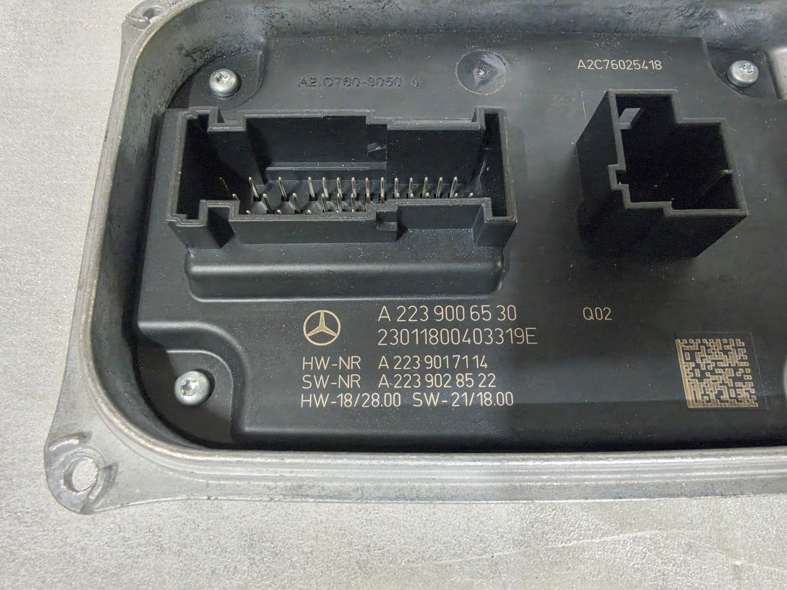 MERCEDES BENZ HEADLIGHT CONTROL UNIT MODULE BALLAST A2239006530 OEM