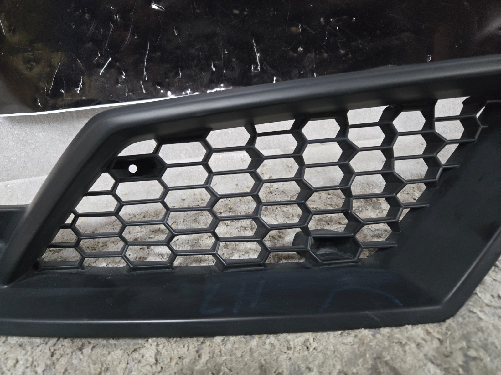 2017-2019 LAMBORGHINI HURACAN LP640-4 REAR BUMPER VENT GRILLE LH DRIVER OEM