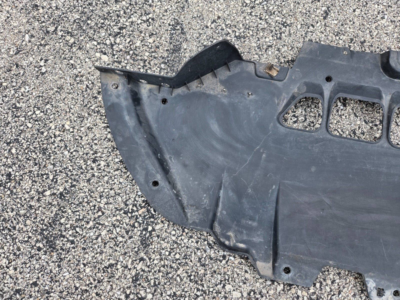 14-24 MASERATI GHIBLI FRONT LOWER UNDER BODY SPLASH GUARD SHIELD PANEL COVER OEM