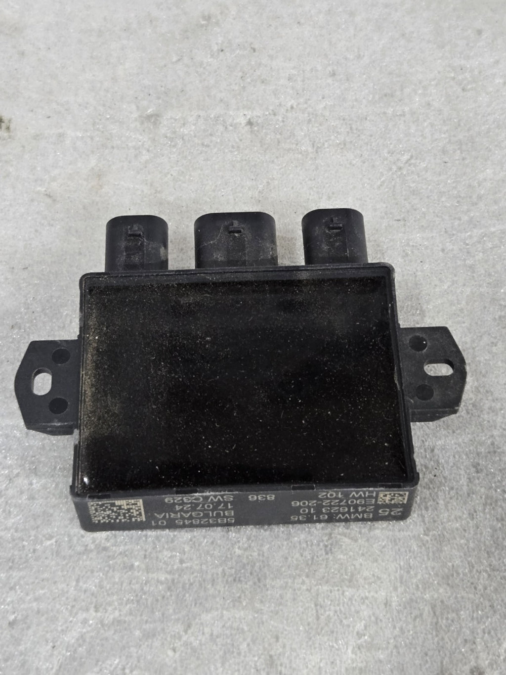 2020-2024 BMW 228 F44 BMW i4 OEM Rear Bumper Tailgate Liftgate Sensor 6135241623