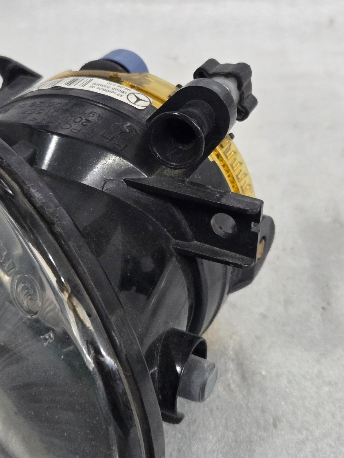 2019-2022 MERCEDES-BENZ SPRINTER 910 RH Right Passenger FogLight A9109062600 OEM
