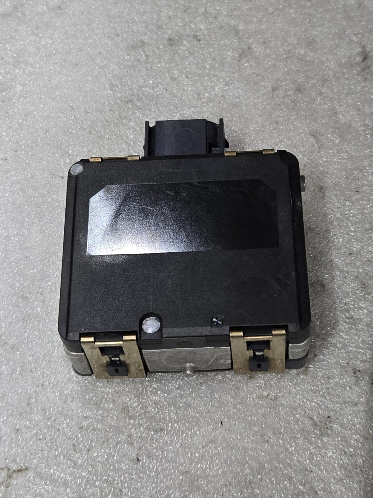 2019-2022 MERCEDES-BENZ GLC CRUISE CONTROL DISTANCE RADAR SENSOR OEM A0009055211