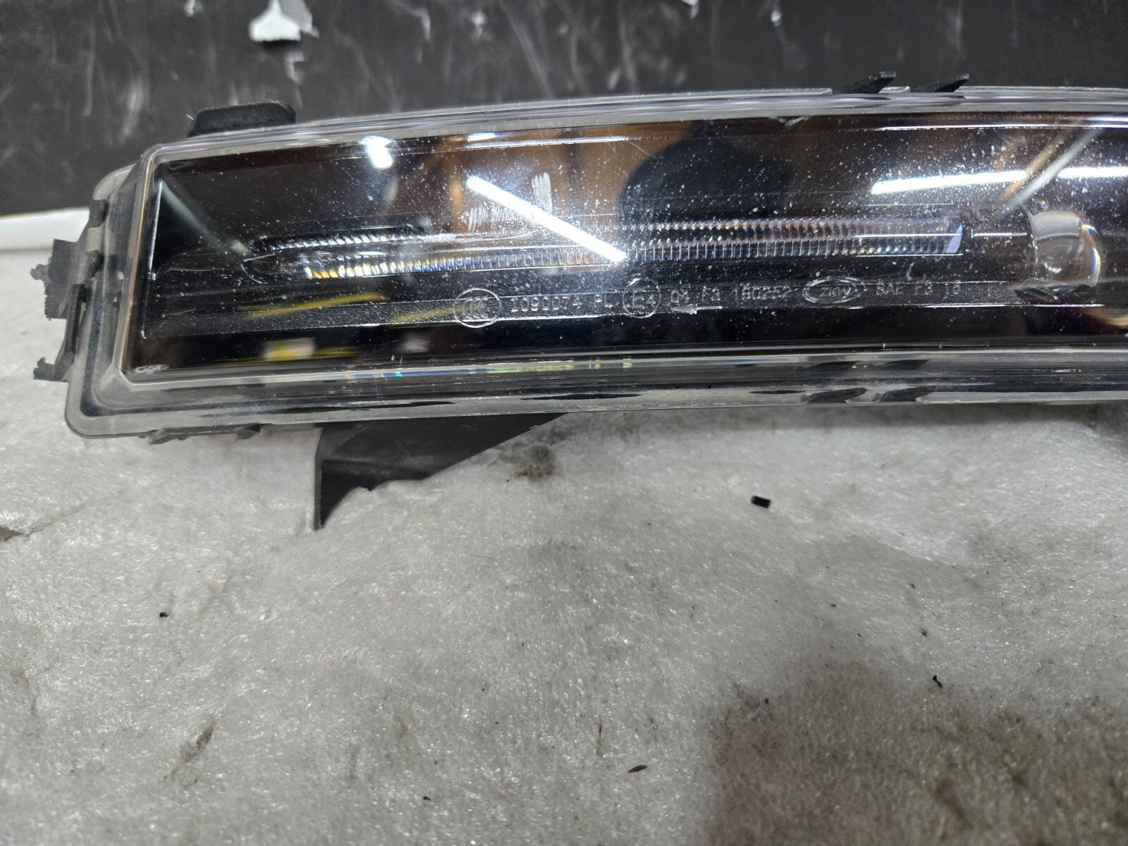 2017 2018 2019 Jaguar F Pace Range Rover Velar Passenger Right HK8315200BD OEM