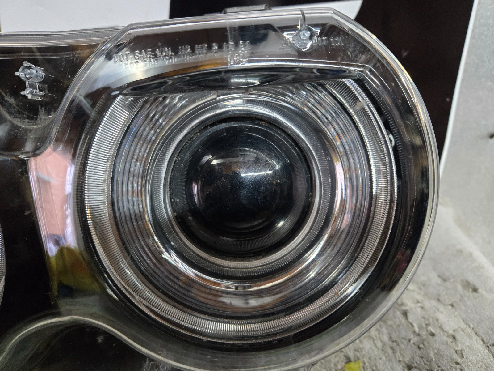 2015-2023 Dodge Challenger Headlight HID Xenon LED AFTERMARKET Passenger RH Side
