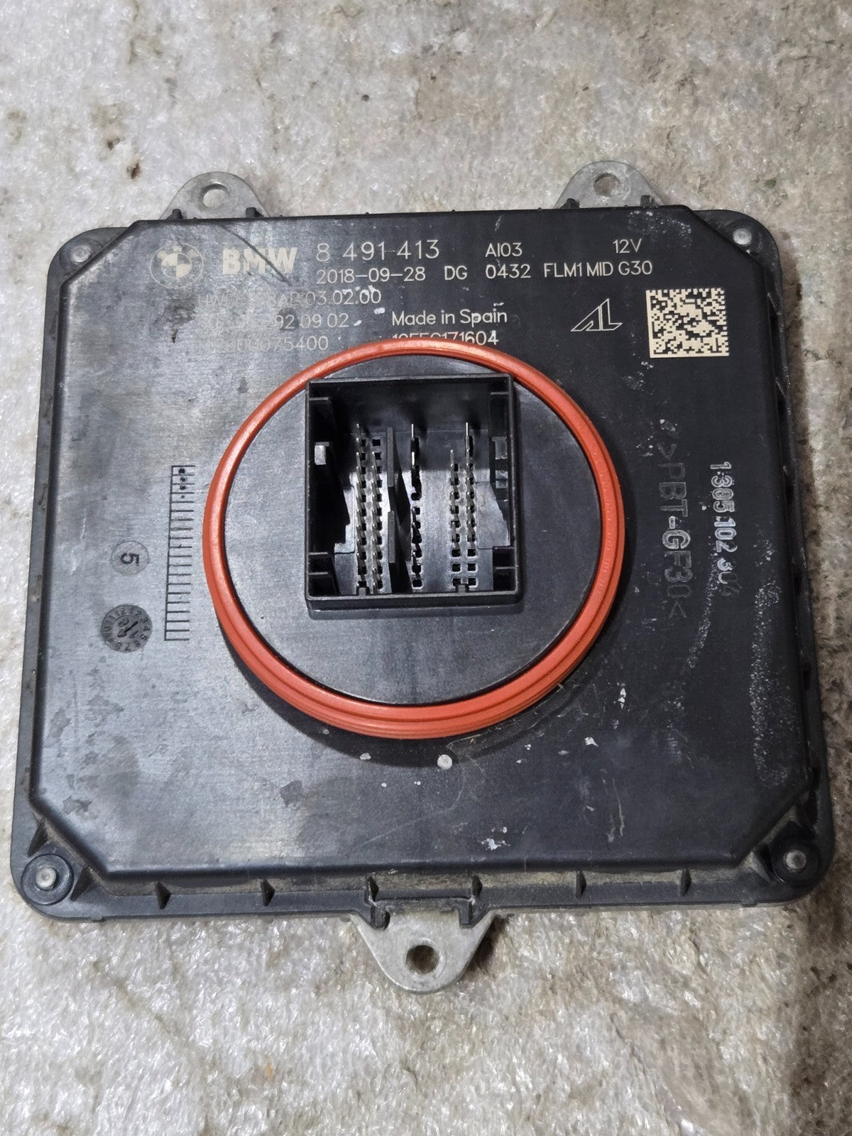 2017 - 2020 BMW 540I G30 FRONT HEADLAMP BALLAST CONTROL MODULE OEM 8491413